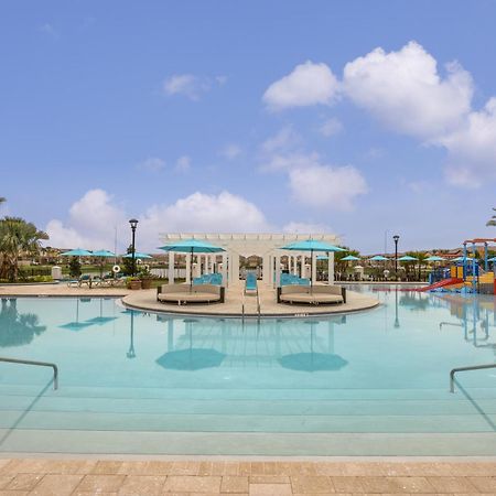 Beautiful Townhome Wprivate Pool 7 Mi To Disney Kissimmee Kültér fotó