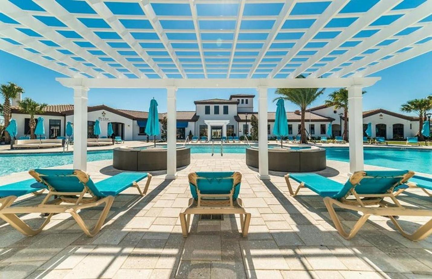 Beautiful Townhome Wprivate Pool 7 Mi To Disney Kissimmee Kültér fotó