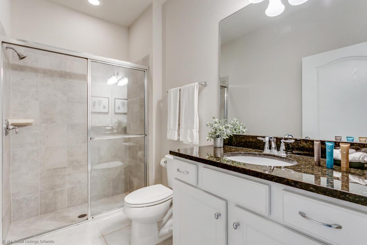 Beautiful Townhome Wprivate Pool 7 Mi To Disney Kissimmee Kültér fotó