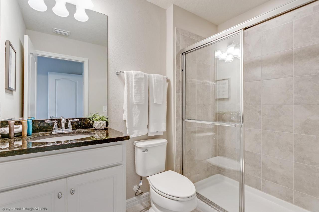 Beautiful Townhome Wprivate Pool 7 Mi To Disney Kissimmee Kültér fotó